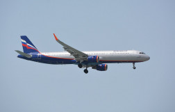 Авиакомпания «Аэрофлот» приостановила продажи билетов за границу