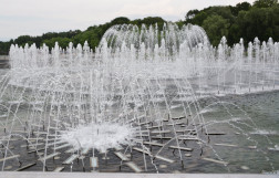 Светомузыкальный фонтан и Царицынские пруды