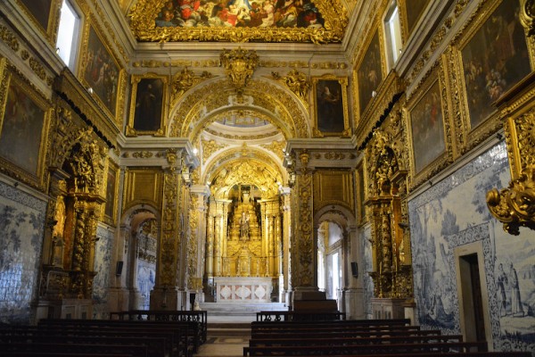 Церковь Матери Божьей в музее Азулежу