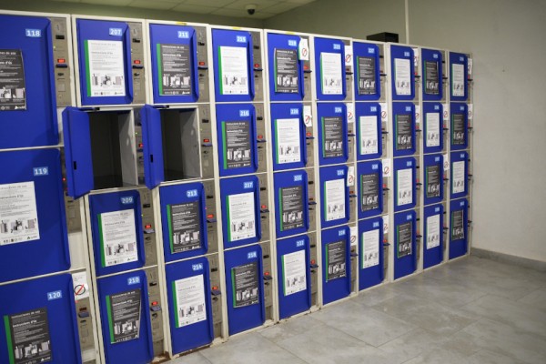 Luggage storage at Girona station
