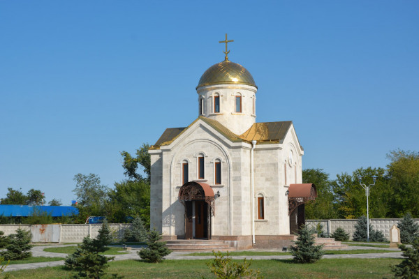 Церковь Илии Пророка в аэропорту Минеральные Воды