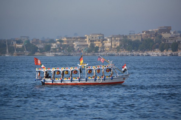 How to get from one bank of the Nile to the other in Luxor