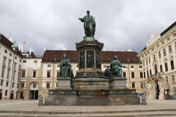 Памятник Францу II/I в Вене