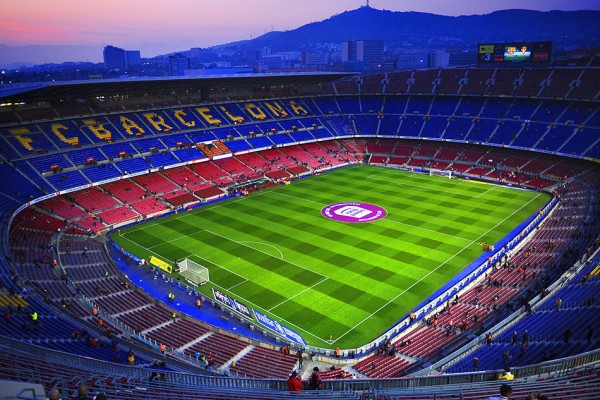 Самые знаменитые футбольные стадионы Испании