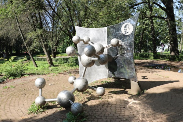 Monument to Paul Walden (Riga)